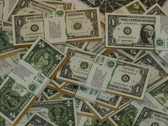 Fed's Interest Rate Hold Draws Record Dissents Amid Inflation and War Uncertainty