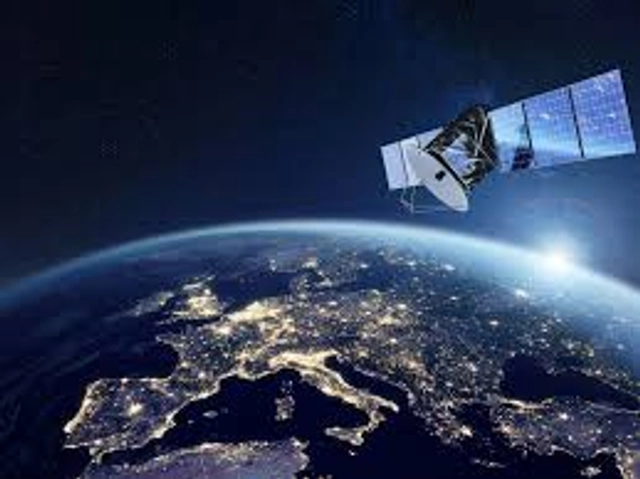 Amazon's Bold Satellite Move: Snapping Up Globalstar and Locking In Apple Deal