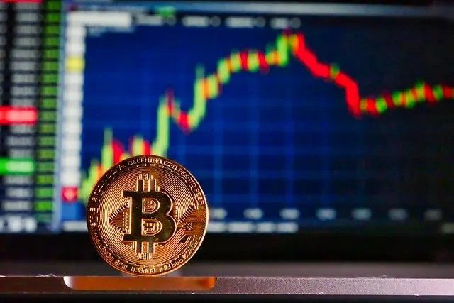 Bitcoin Pulls Back on Strait of Hormuz Clashes: Bear Trap or Escalating Downside?
